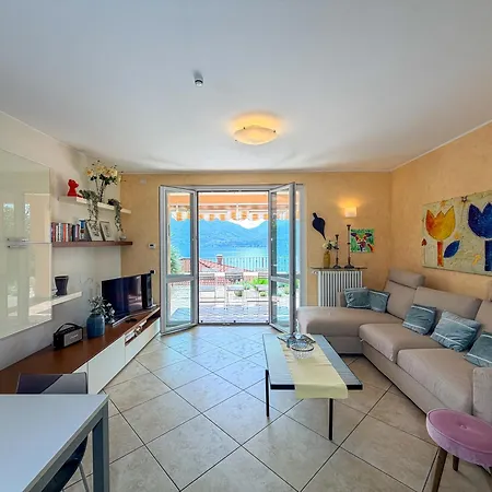 Terrace With View And Pool - - 3 Bedroom * San Siro (Lombardy)