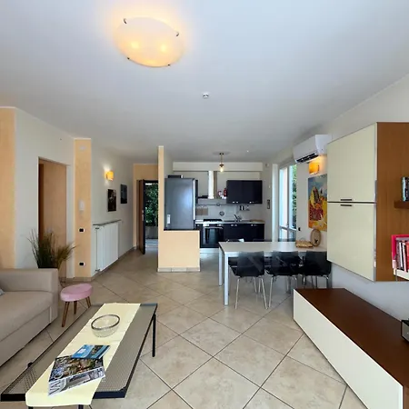 Terrace With View And Pool - - 3 Bedroom * San Siro (Lombardy)